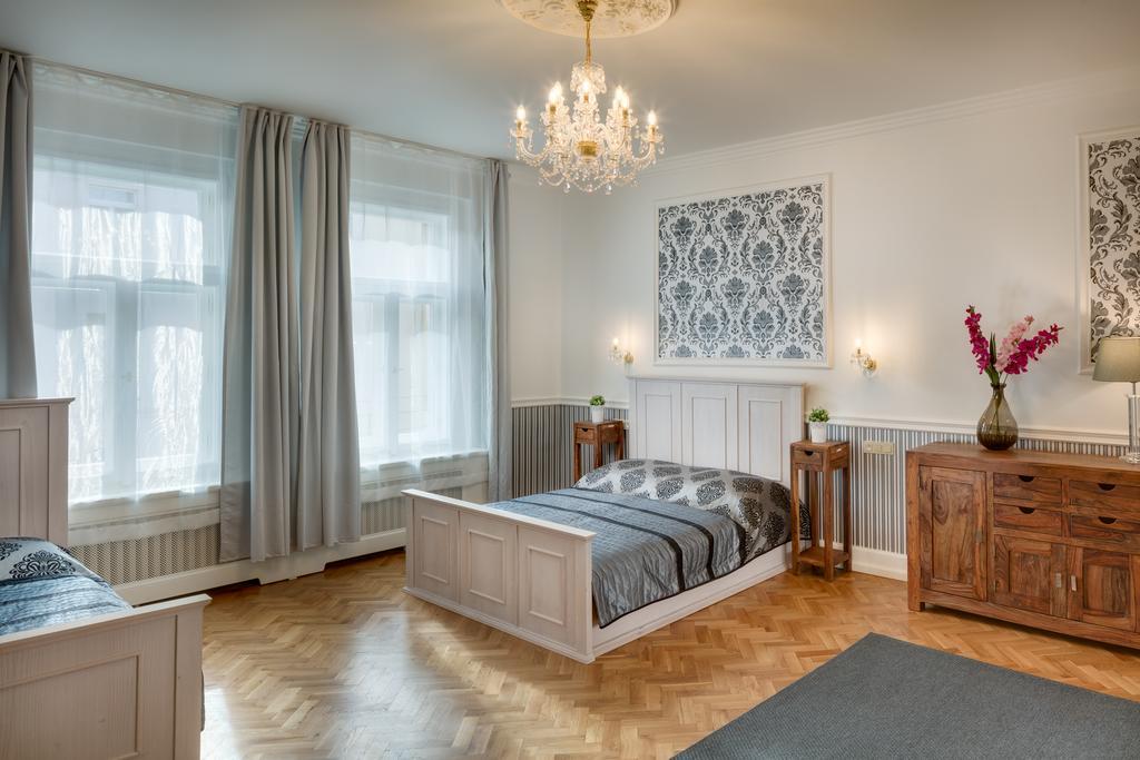 Veleslavinova - Old Town Apartment Прага Екстериор снимка