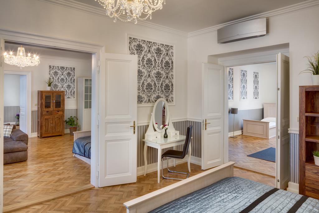 Veleslavinova - Old Town Apartment Прага Екстериор снимка